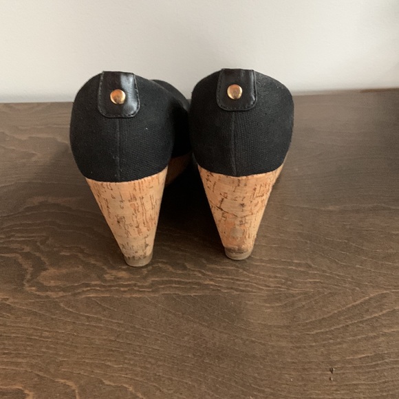 PEGABO Pericles cork heels. Black. Size 6. - Picture 3 of 6